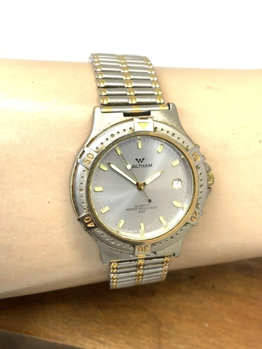 Waltham Mens Watch Vintage Quartz Silver Dial Date Two Tone Steel Expansion Band